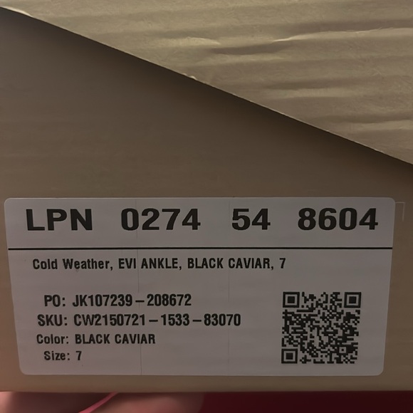 NWT JustFab Evi Ankle Black Caviar Faux Fur Duck Boots Booties Size 7 - Picture 7 of 10